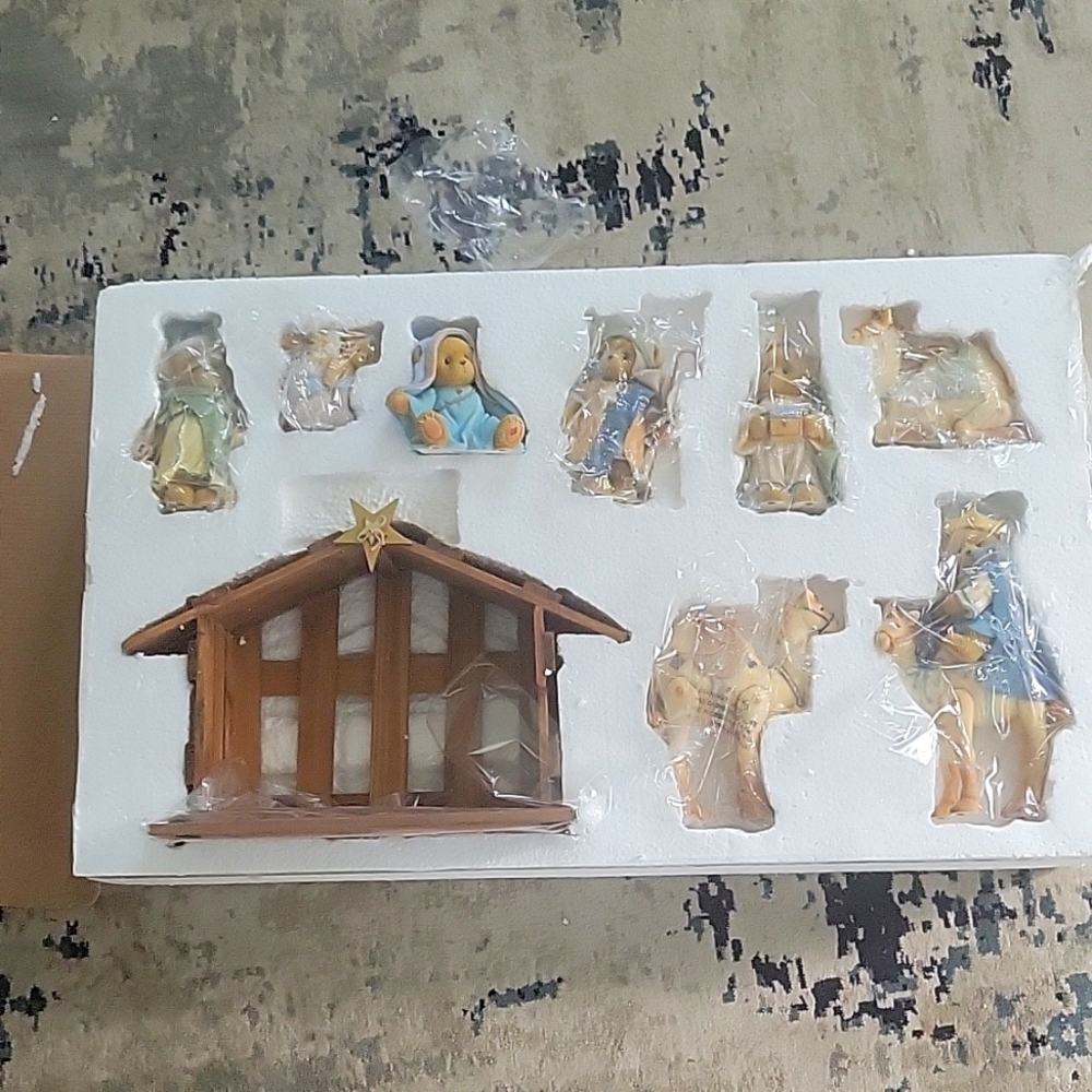 Cherished Teddies Set 🧸,            9 pieces